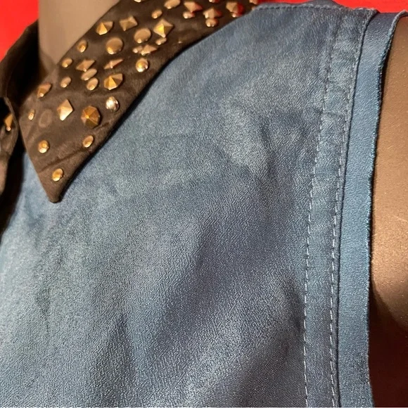 SOLD: Rock & Republic Blue Sleeve Blouse with Studded Collar - Picture 5 of 10